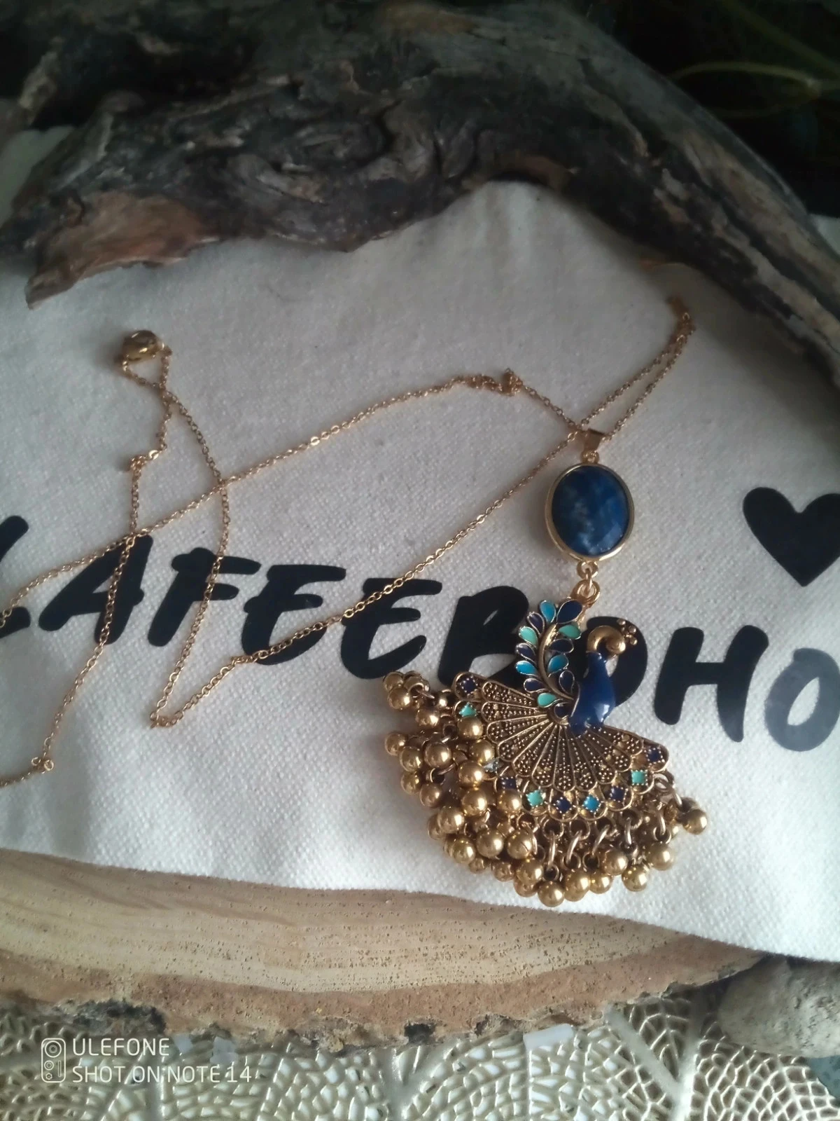 Vintage lapis lazuli stone and golden peacock necklace – photo 4
